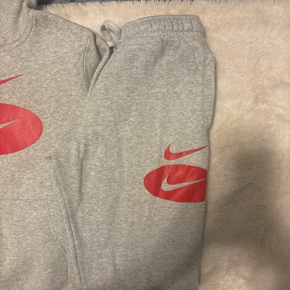 Nike Kids Gray and Red Sweatpants Set - Picture 3 of 4